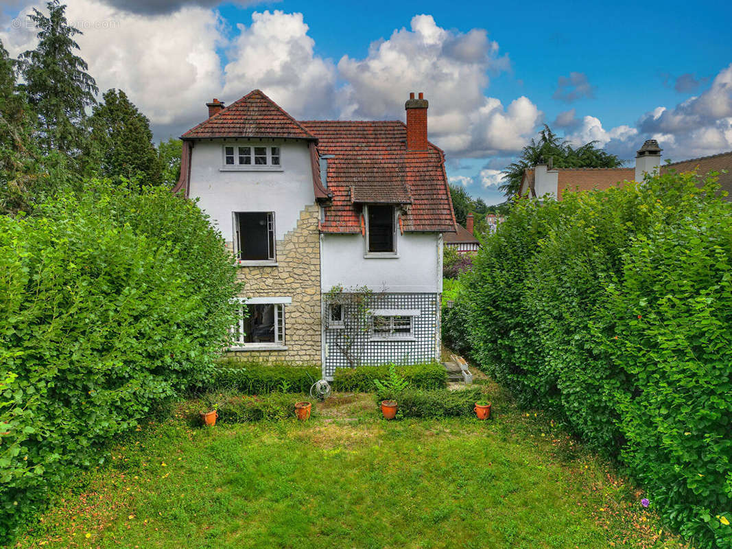 Maison à VAUCRESSON