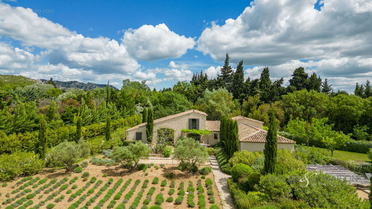 Maison à MAUSSANE-LES-ALPILLES