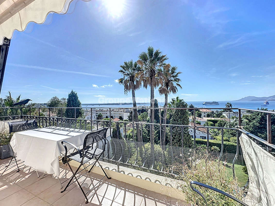 Appartement à CANNES