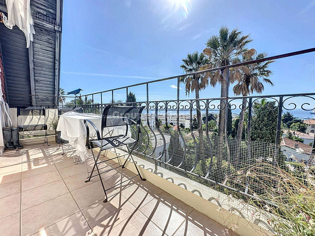 Appartement à CANNES