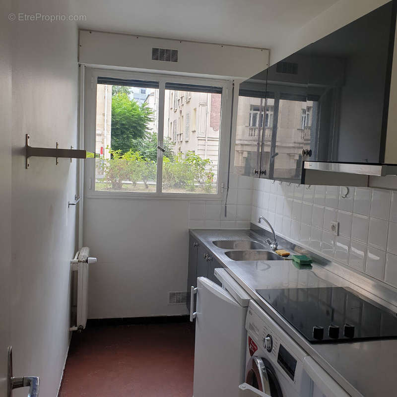 Appartement à PARIS-15E