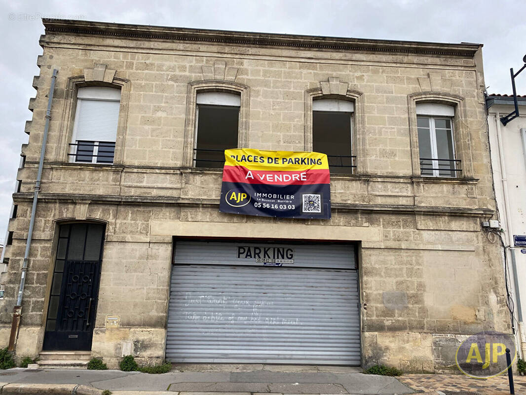 Parking à BORDEAUX