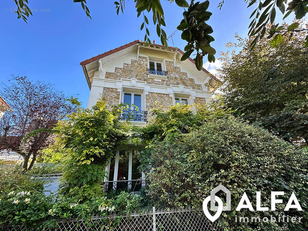 Maison à ENGHIEN-LES-BAINS