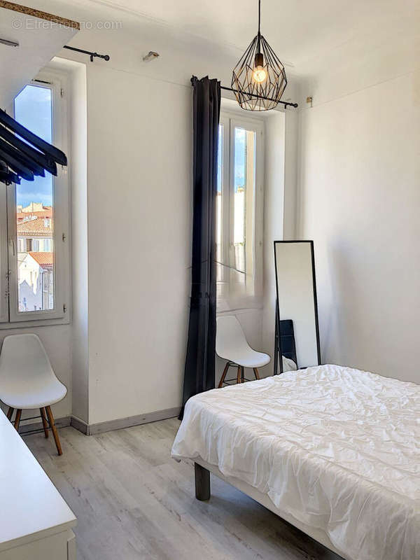 Appartement à MARSEILLE-6E