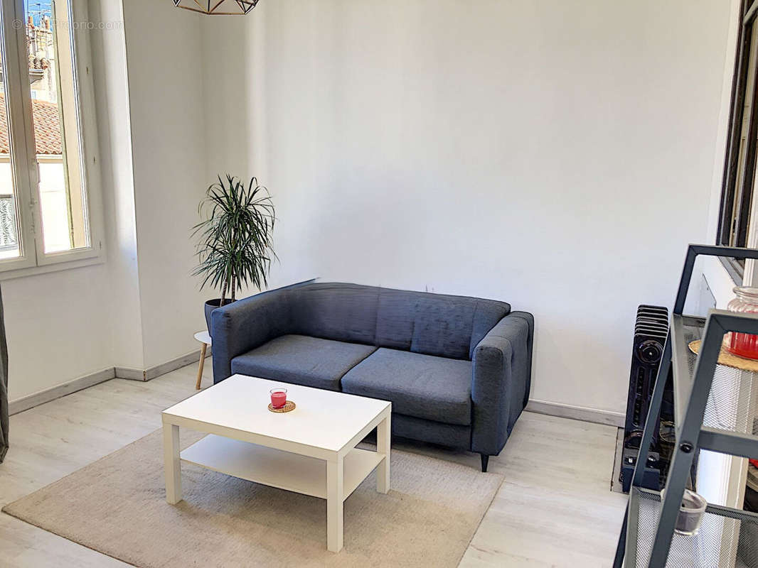 Appartement à MARSEILLE-6E