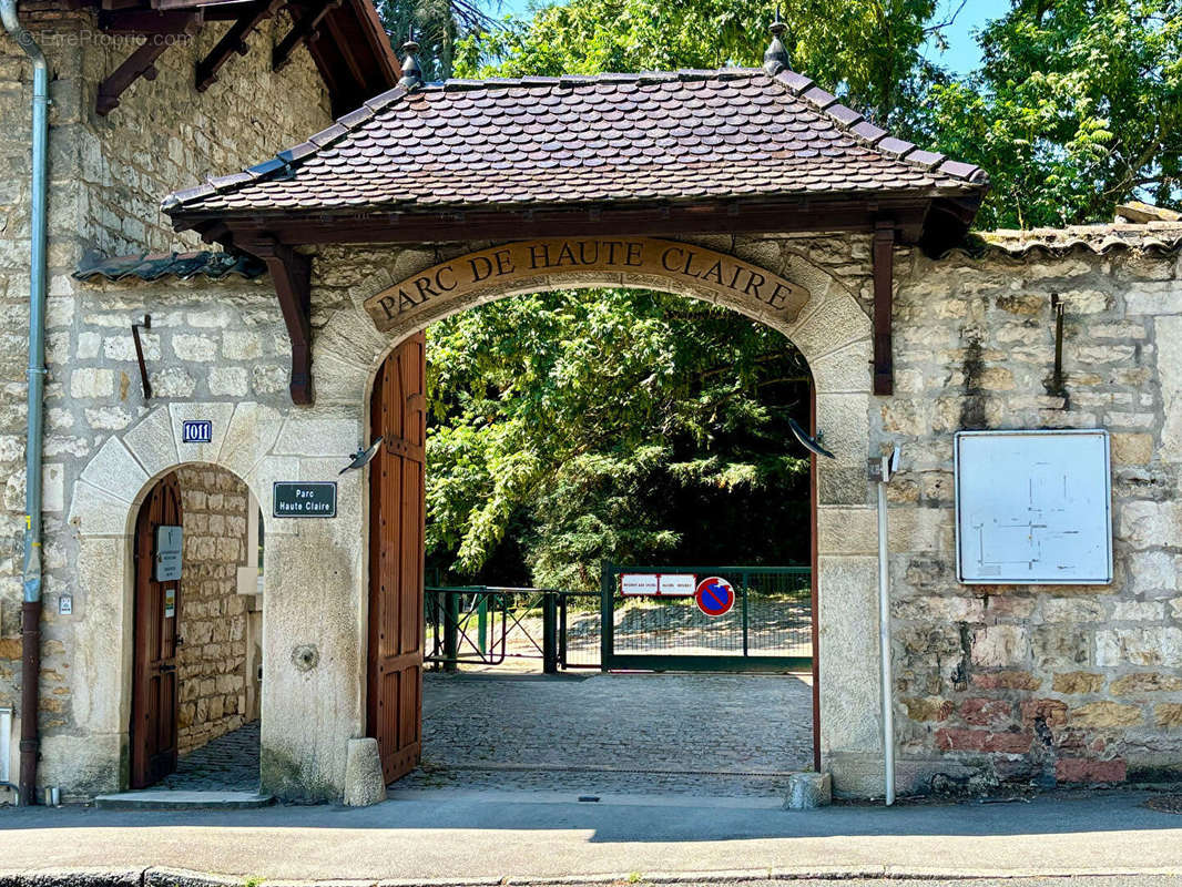 Appartement à VILLEFRANCHE-SUR-SAONE