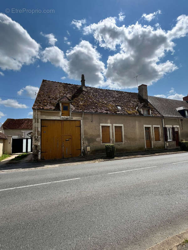 Maison à NERONDES