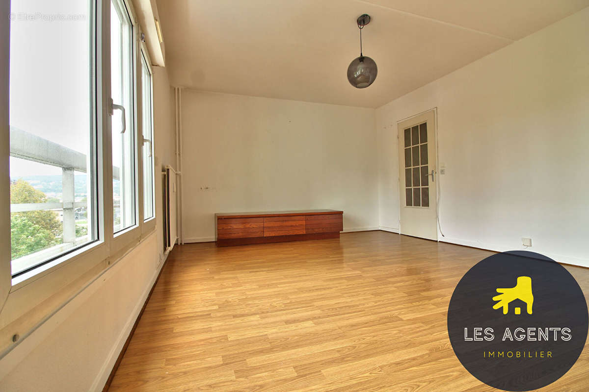 Appartement à ESSEY-LES-NANCY