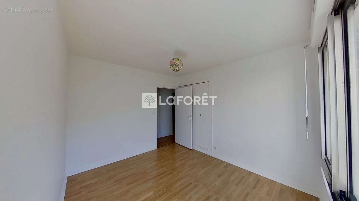 Appartement à LYON-8E