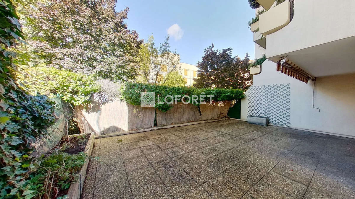 Appartement à LYON-8E