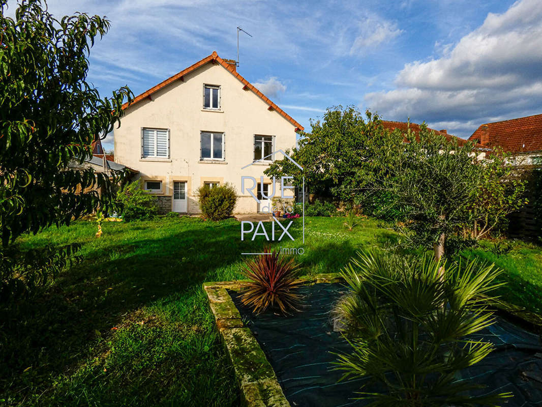 Maison à CHATELLERAULT