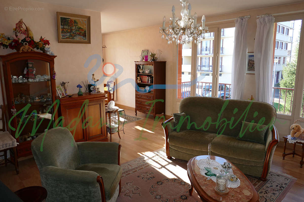 Appartement à BONNIERES-SUR-SEINE