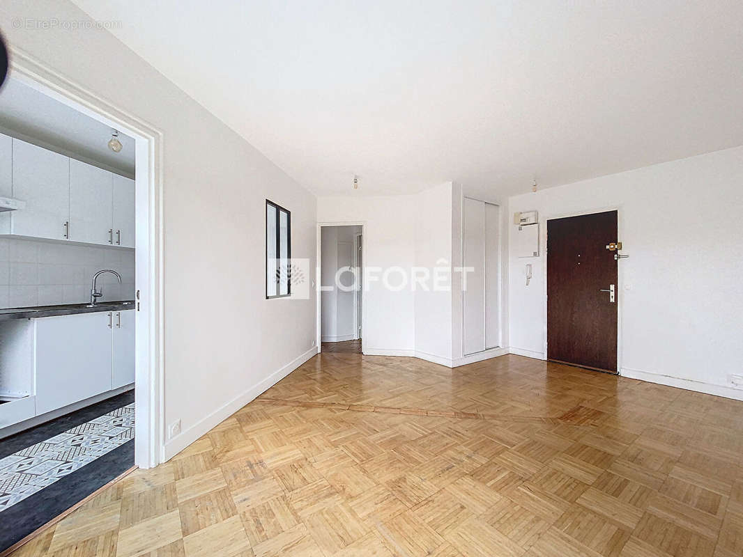 Appartement à VERNEUIL-SUR-SEINE