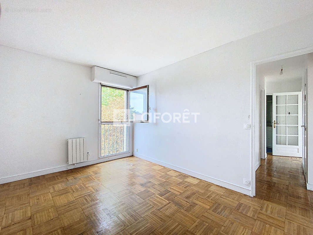 Appartement à VERNEUIL-SUR-SEINE