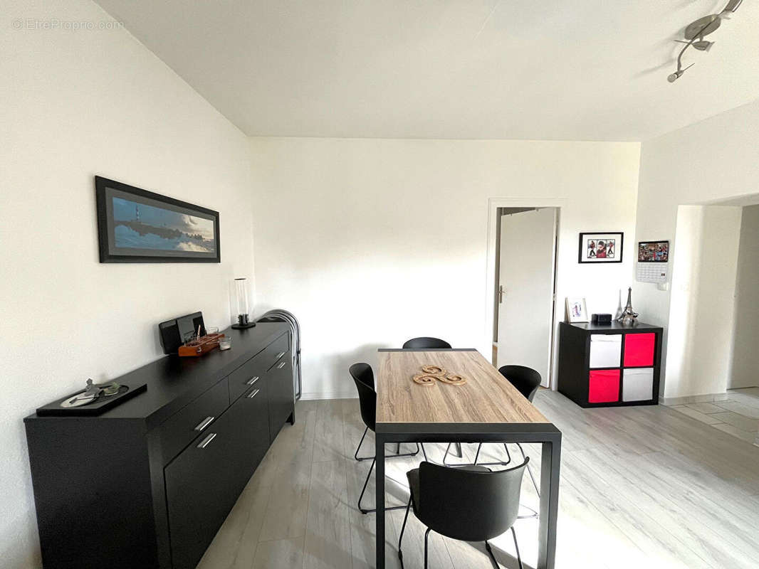 Appartement à CHAVENAY