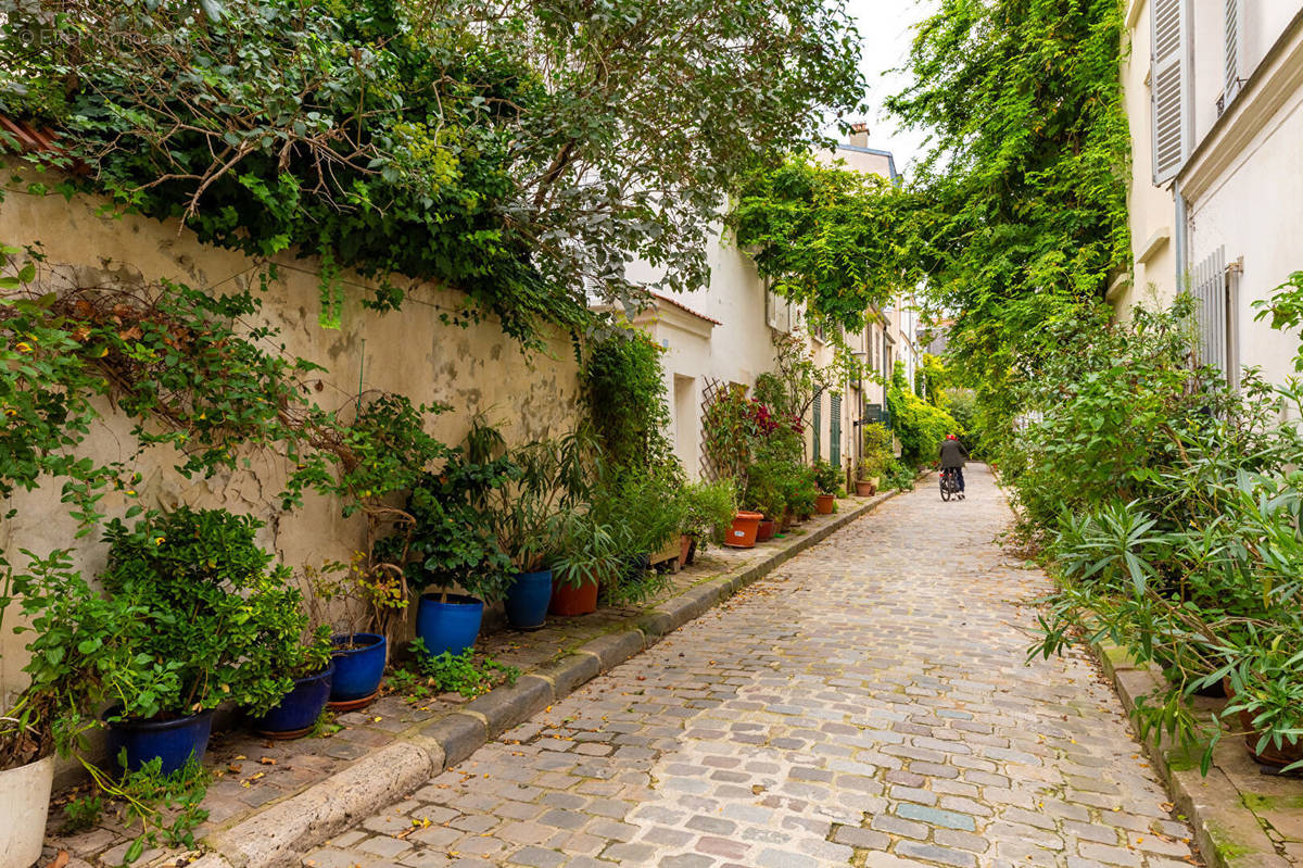 Appartement à PARIS-14E