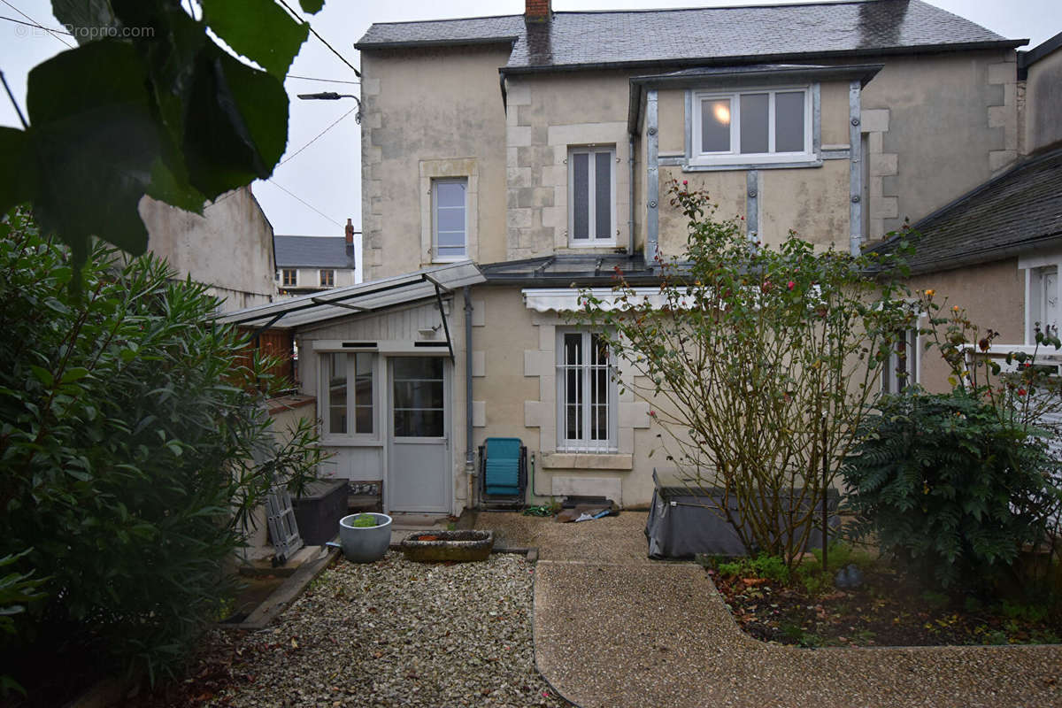 Maison à LA CHARITE-SUR-LOIRE