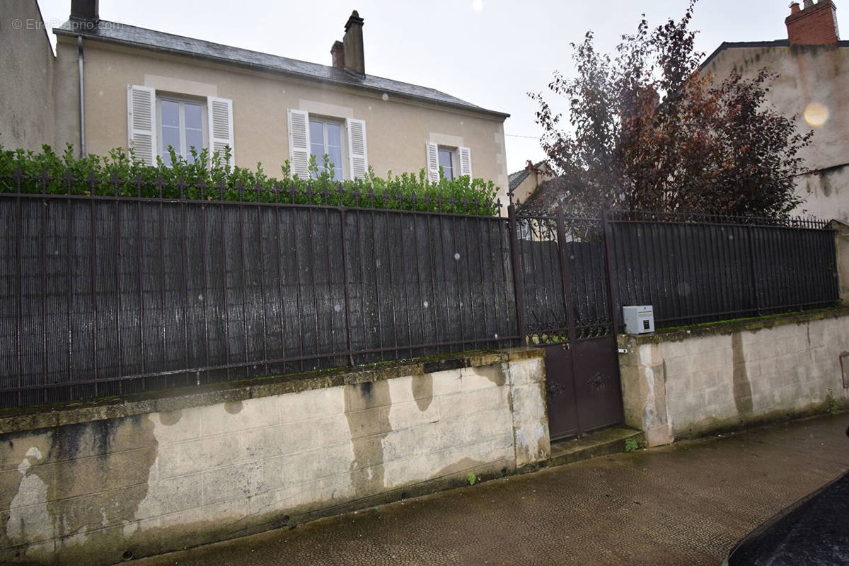 Maison à LA CHARITE-SUR-LOIRE