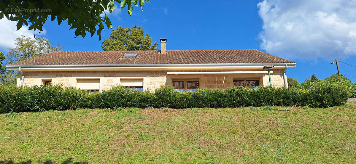 Maison à RAZES