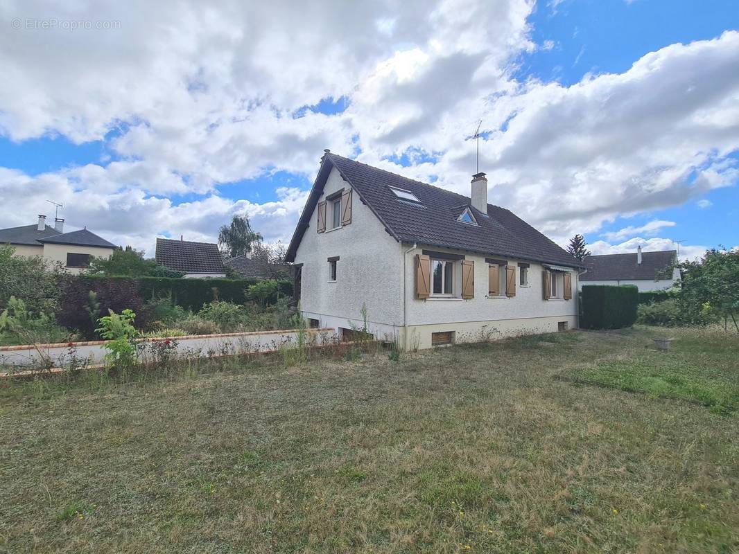 Maison à CHATEAUNEUF-SUR-LOIRE