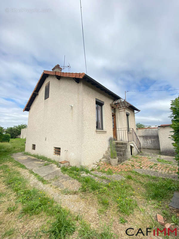 Maison à VAULX-EN-VELIN