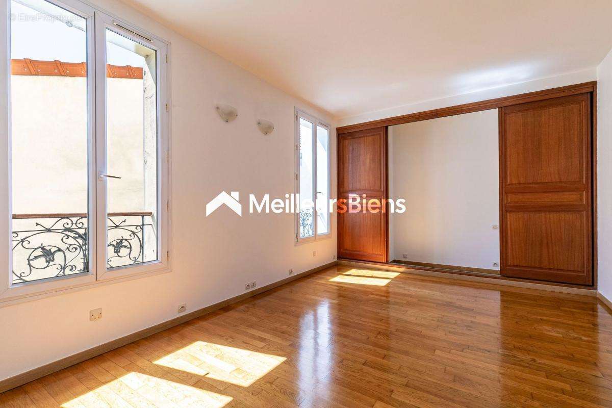 Appartement à RUEIL-MALMAISON