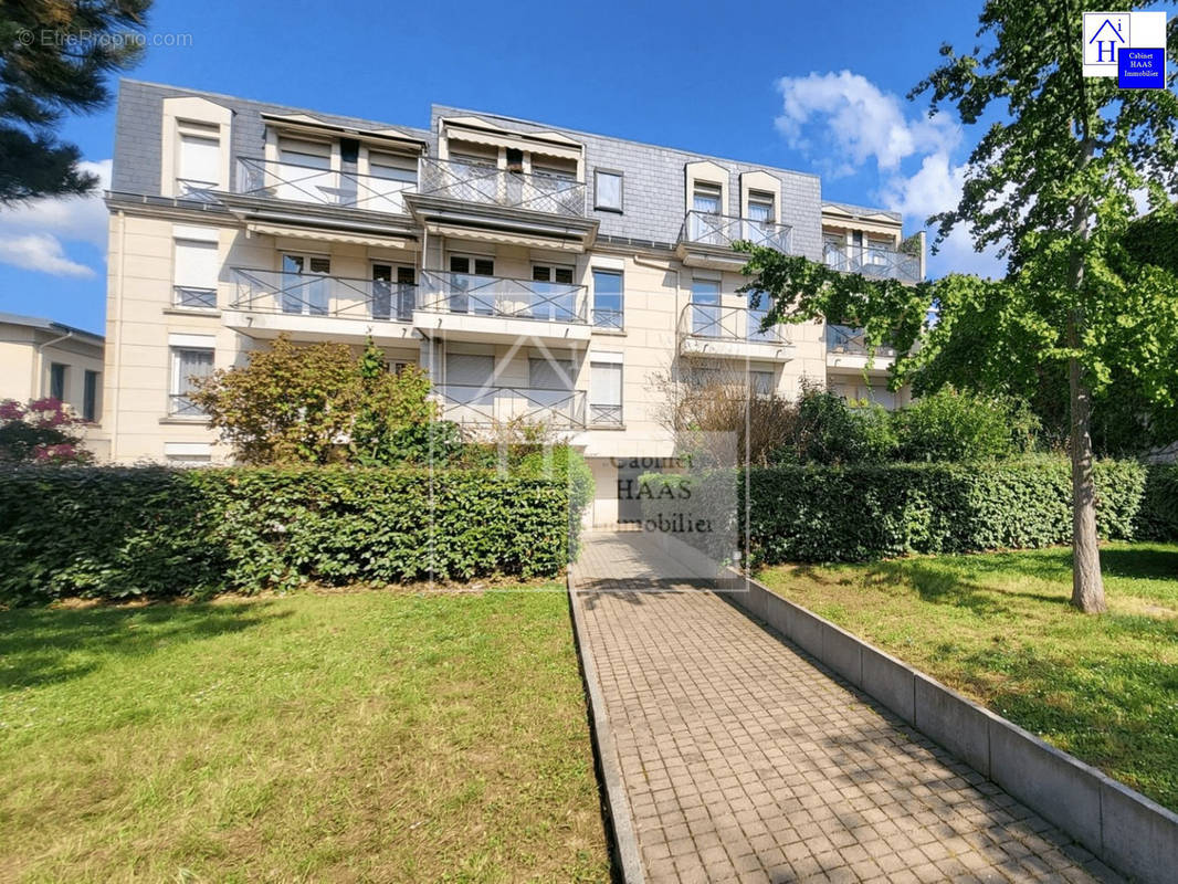 Immeuble - Appartement à MAISONS-ALFORT