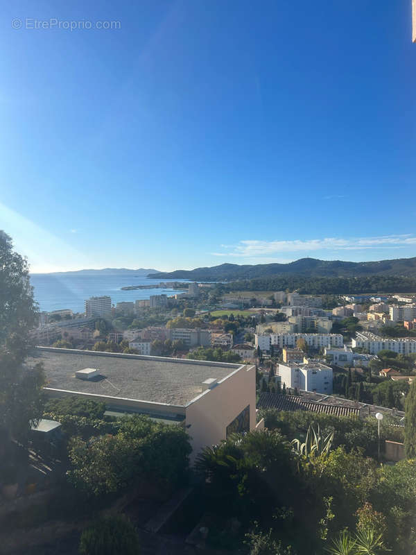 Appartement à LE LAVANDOU