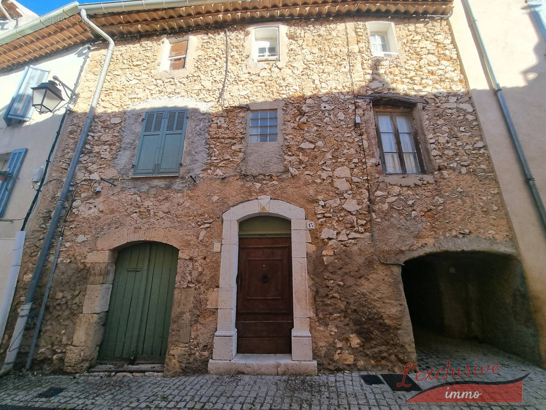 Maison à REGUSSE