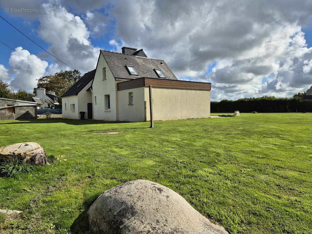 Maison à CLEDER