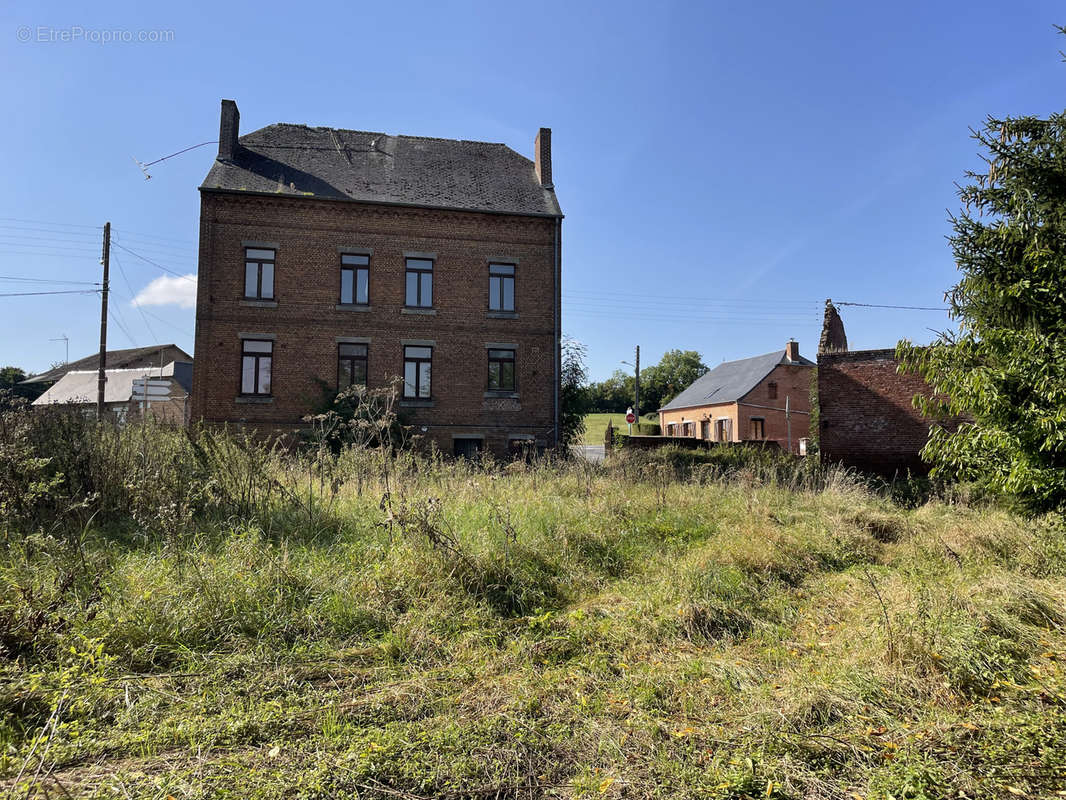 Maison à MARLY-GOMONT