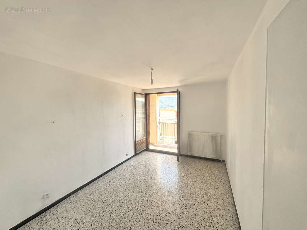 Appartement à AUBAGNE