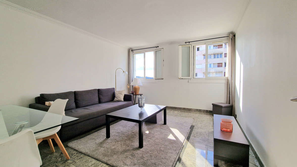 Appartement à RUEIL-MALMAISON