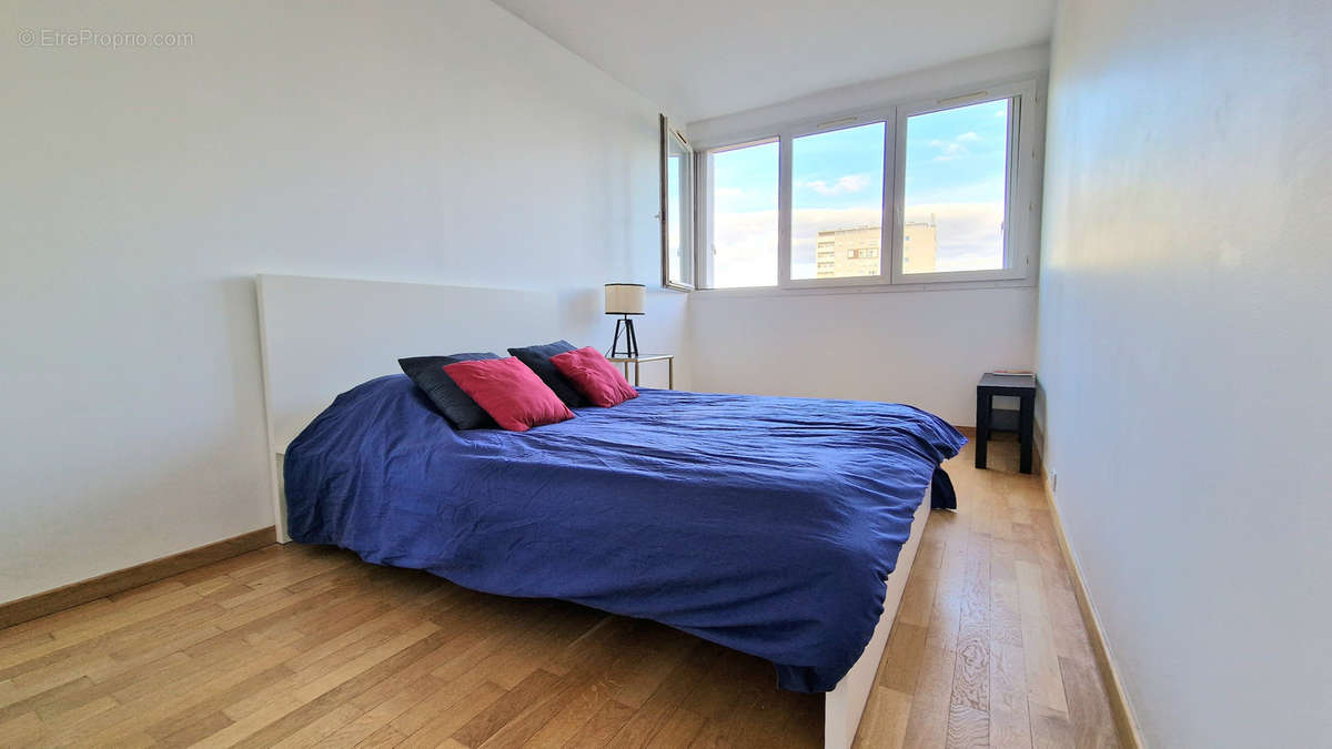 Appartement à RUEIL-MALMAISON