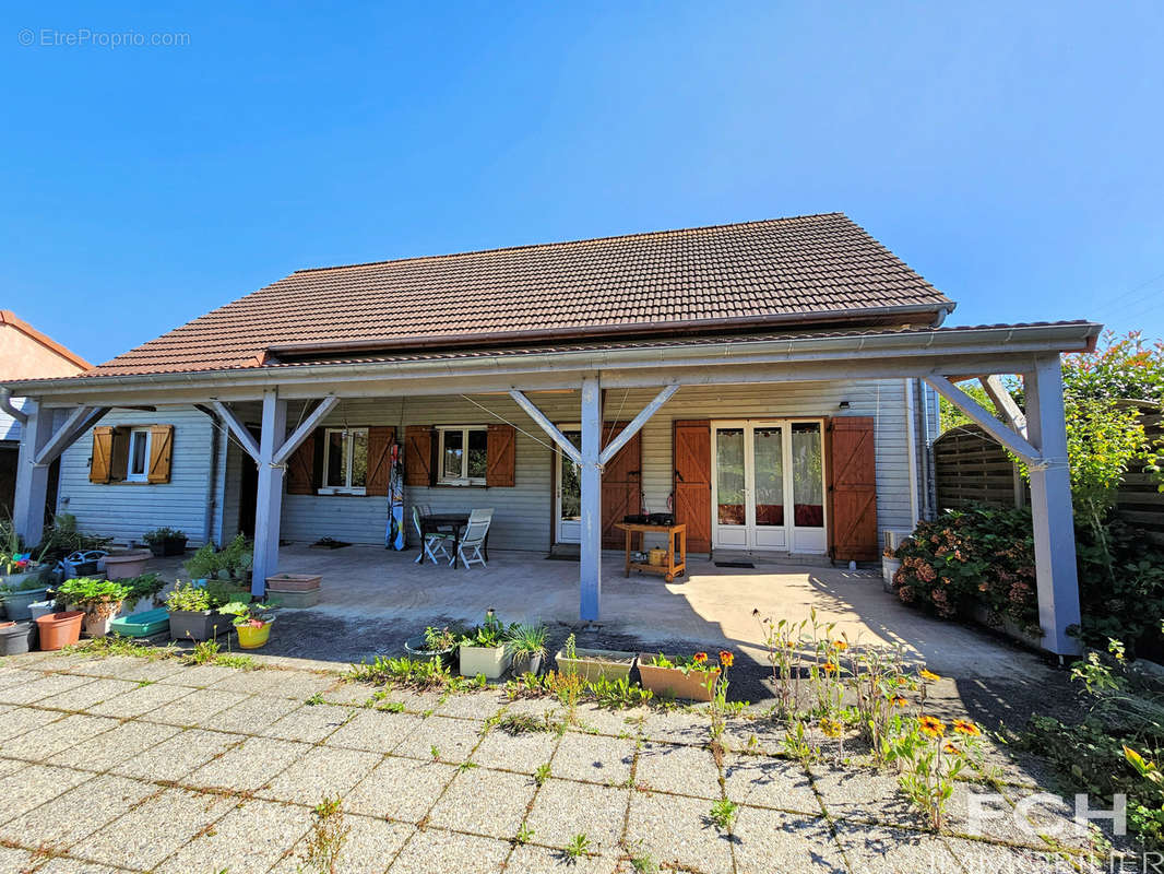 Maison à BELLERIVE-SUR-ALLIER