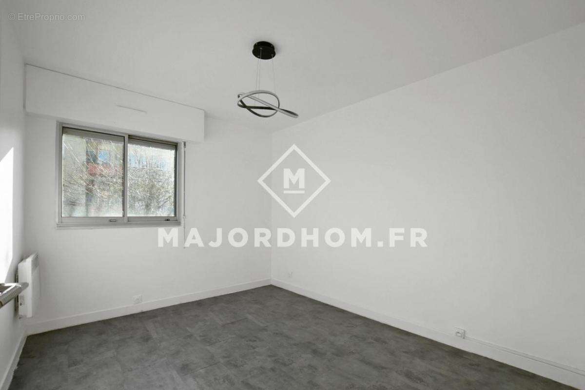 Appartement à MARSEILLE-9E