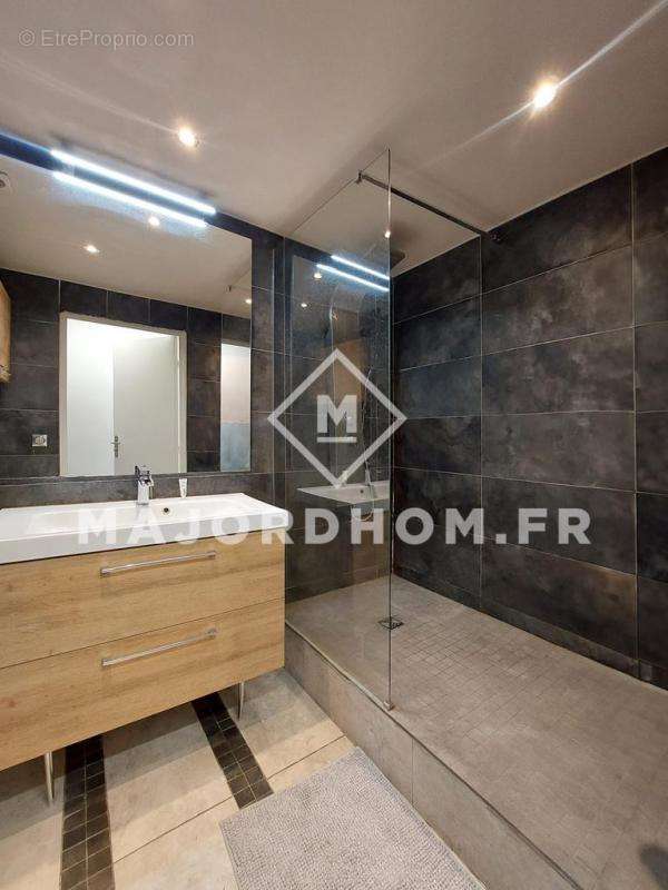 Appartement à MARSEILLE-9E