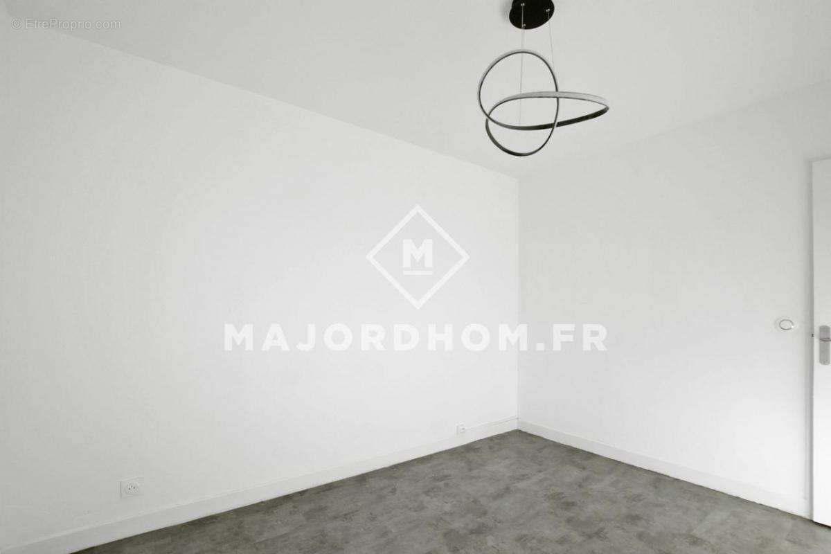 Appartement à MARSEILLE-9E