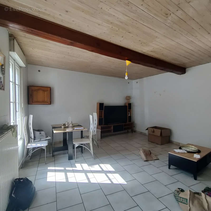 Appartement à PONS