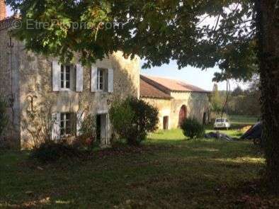 Maison à SAINT-MAIME-DE-PEREYROL