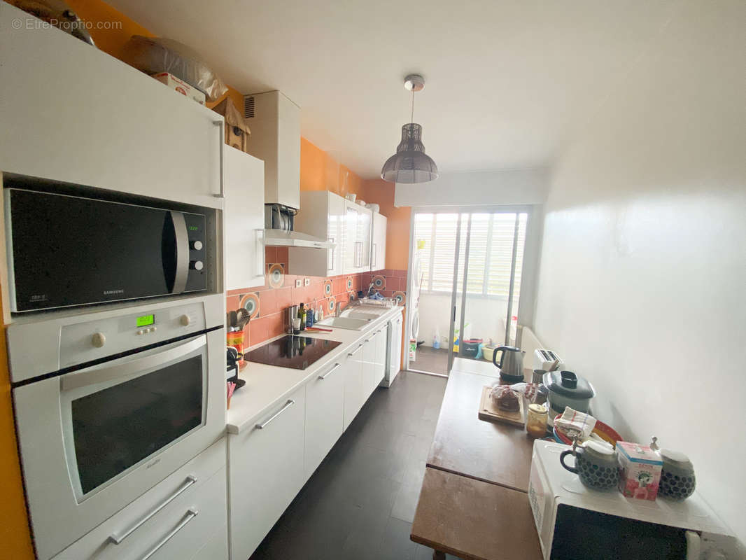 Appartement à MARSEILLE-8E