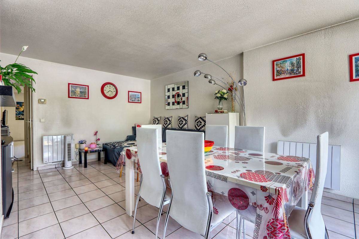 Appartement à CLUSES