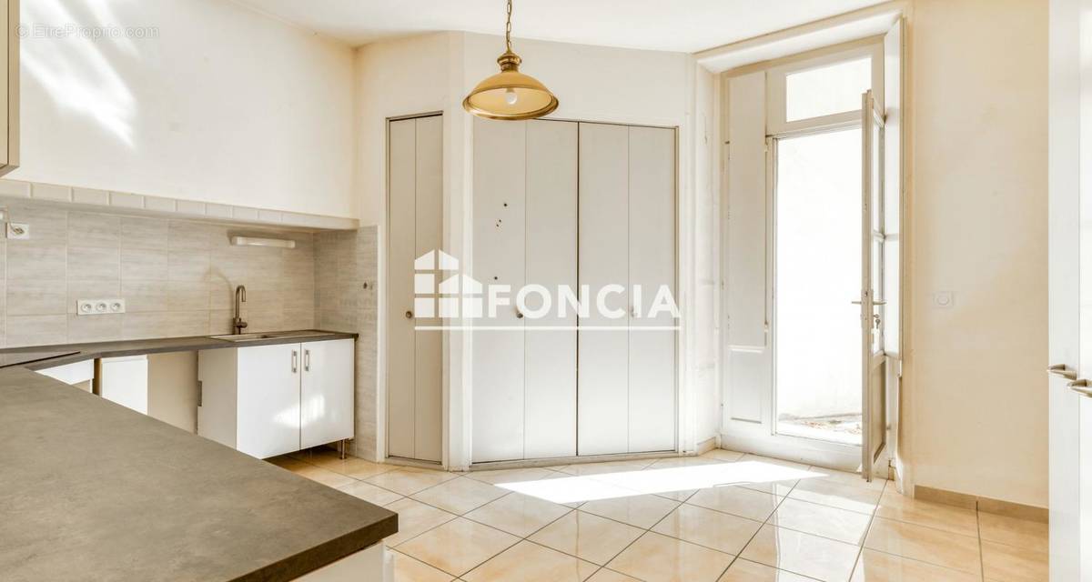 Appartement à BEZIERS