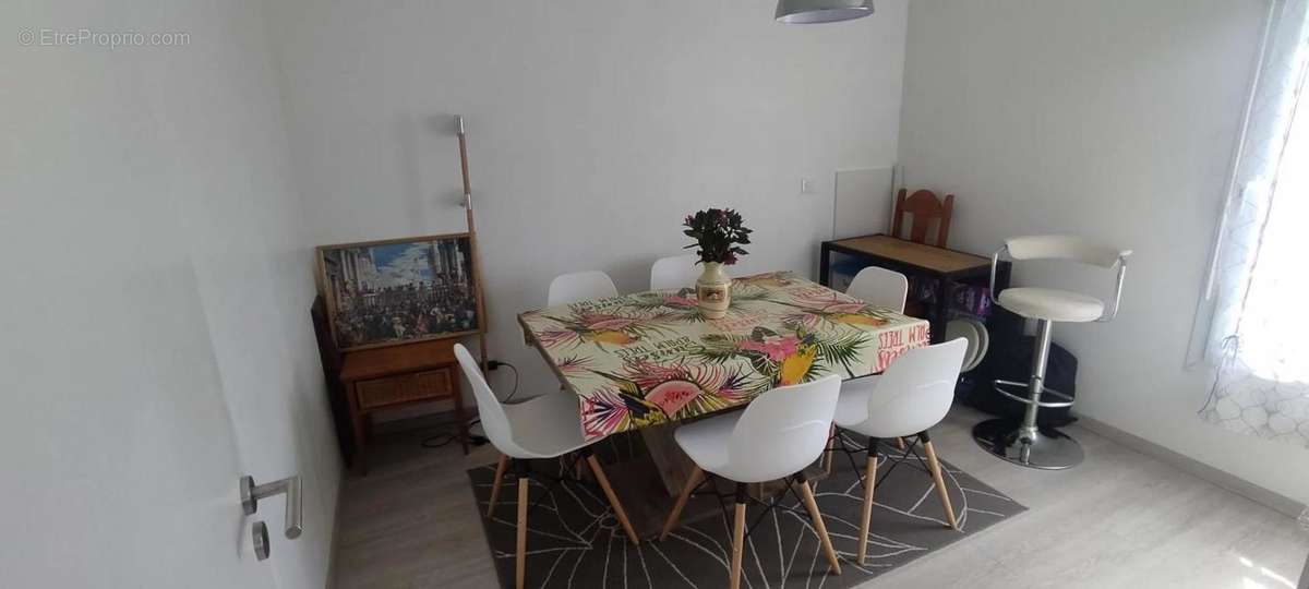 Appartement à HEROUVILLE-SAINT-CLAIR