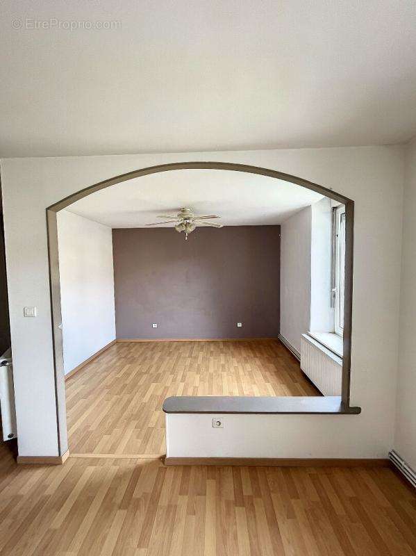 Appartement à NEUFCHATEAU