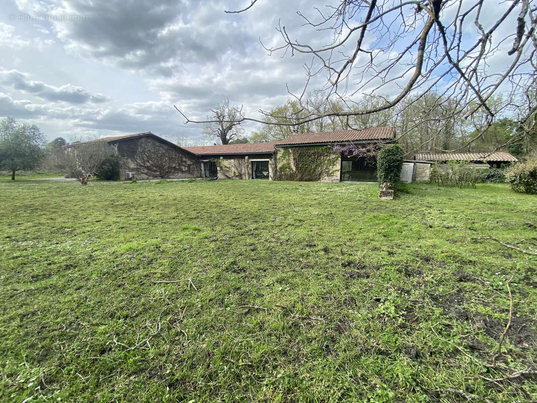 Maison à LE PIAN-MEDOC