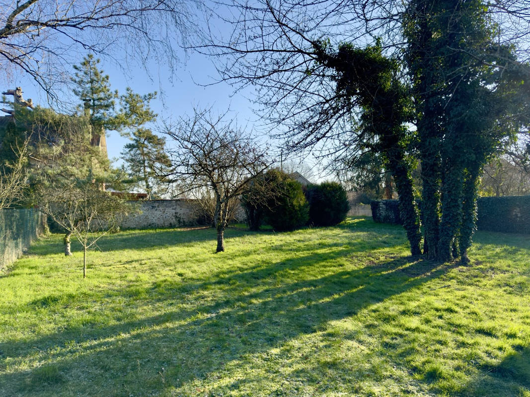 Terrain à CHANGIS-SUR-MARNE