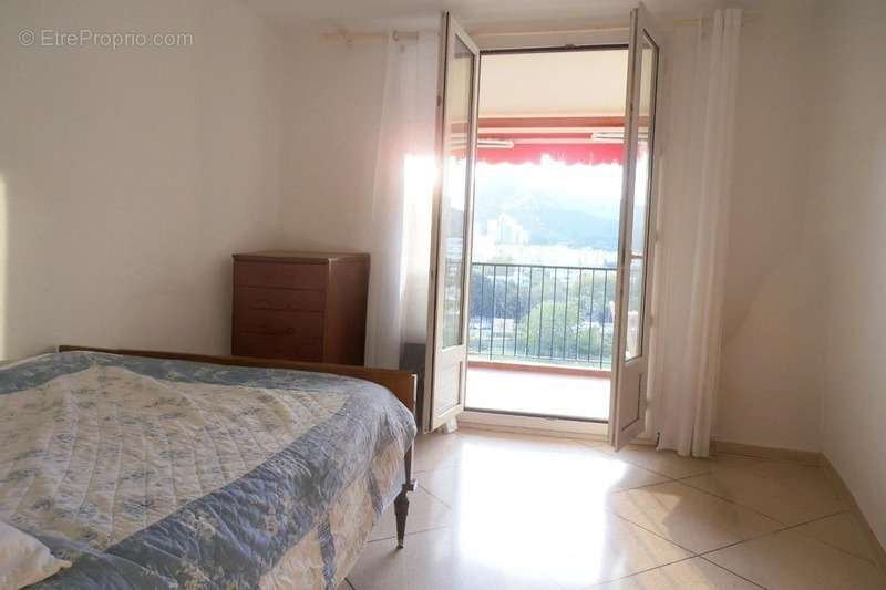 Appartement à MARSEILLE-10E