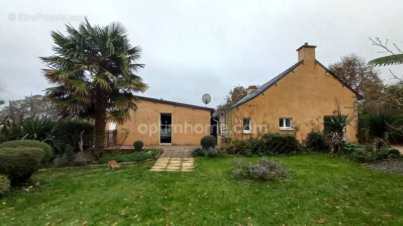 Maison à SAINT-JEAN-LA-POTERIE