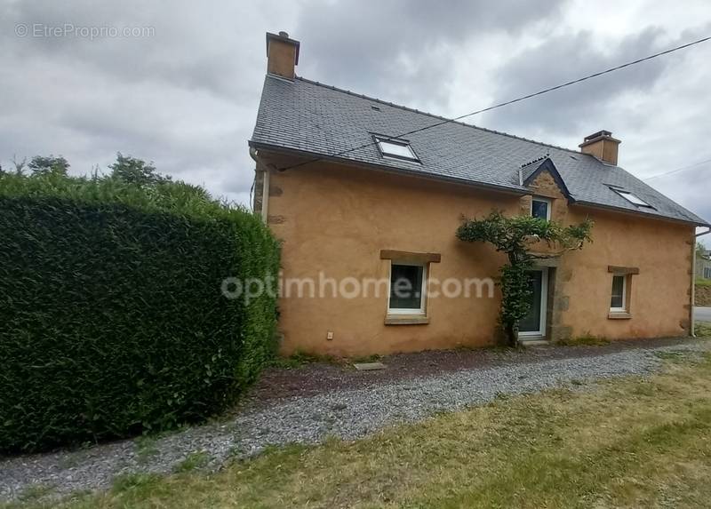 Maison à SAINT-JEAN-LA-POTERIE